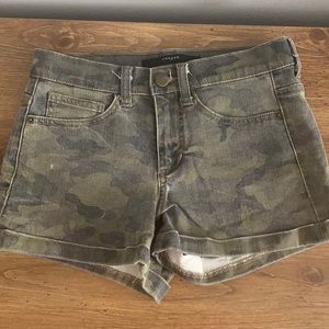 Camouflage Jean shorts